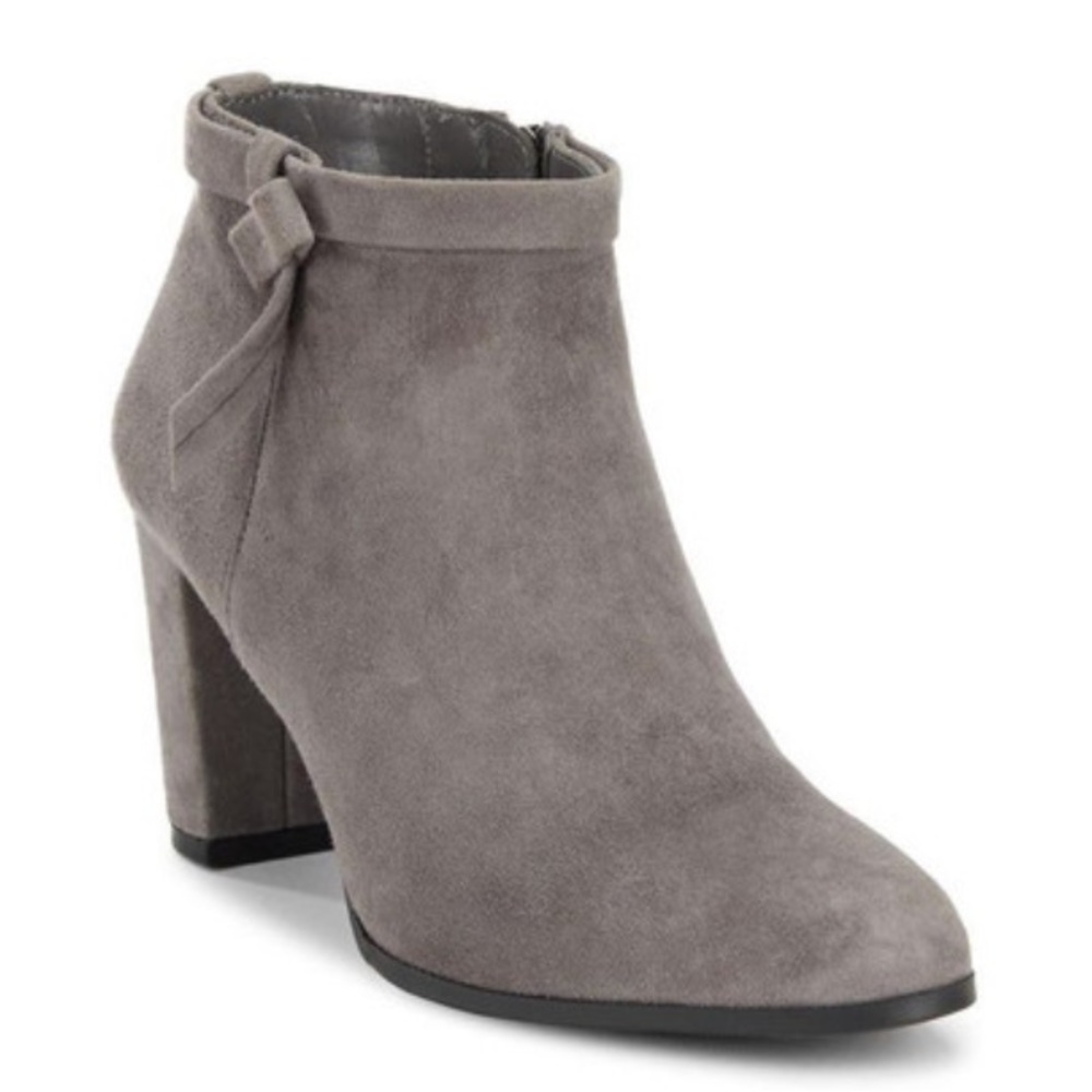 NWOT, Bandolino Belluna Suede Ankle Boots with Side Zip.